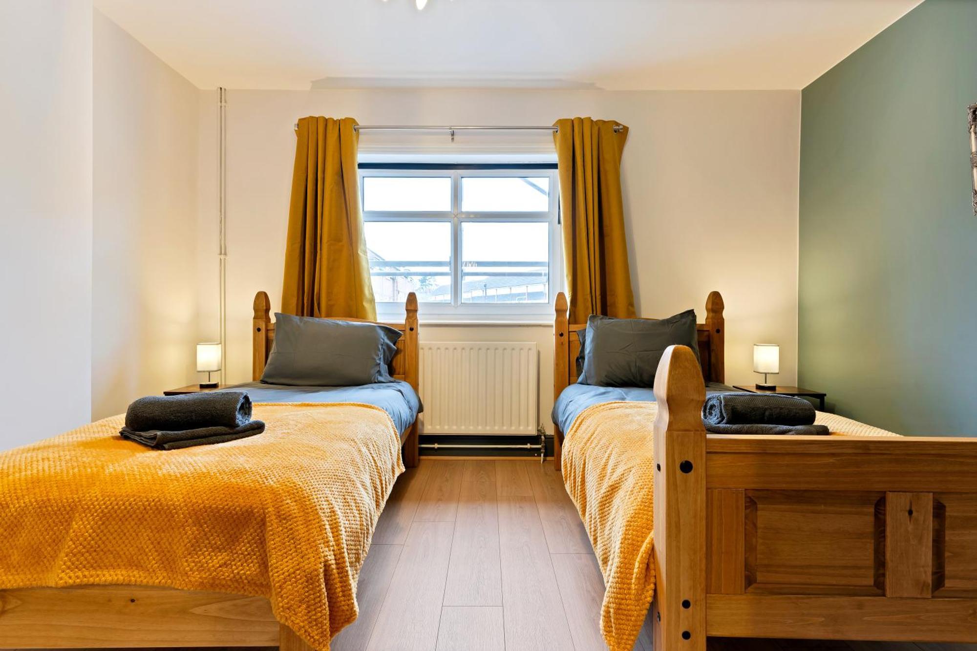 Sally's - Uttoxeter: Close To Alton Towers